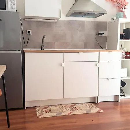 Study Park Gueell Apartment *